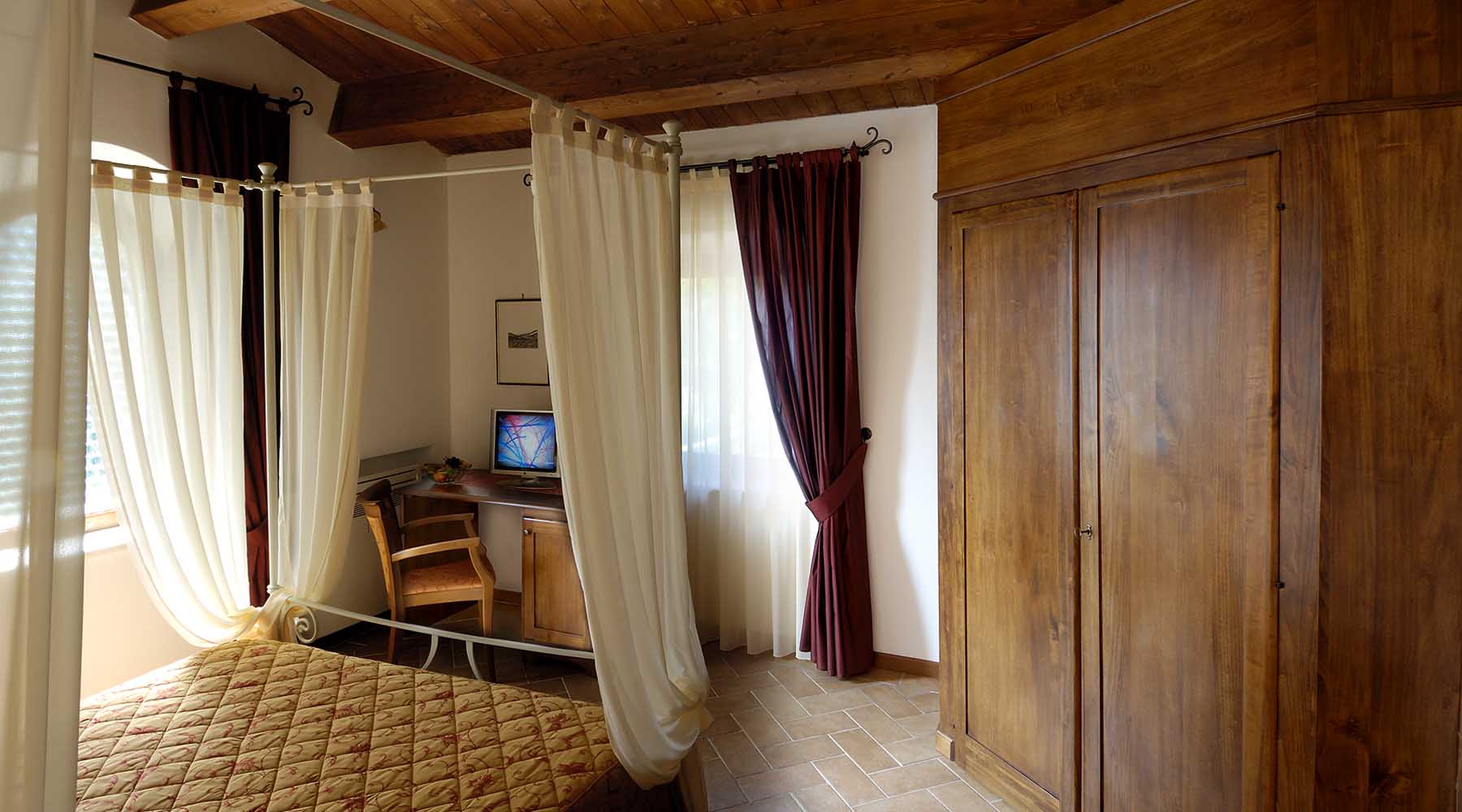 Suit Romantic Albergo - Hotel - Urbino - Marche