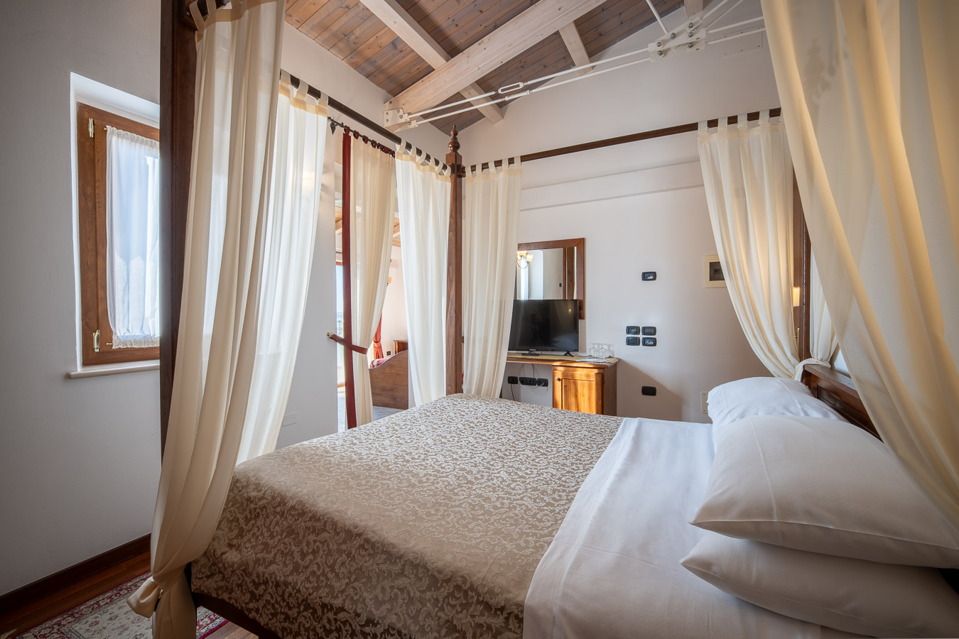 Weekend romantico nelle Marche: come organizzarlo